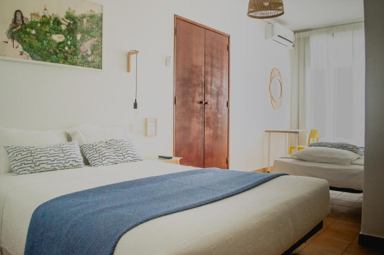 Residencial Avenida Hotel Faro Bagian luar foto