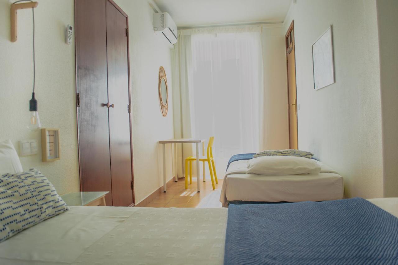 Residencial Avenida Hotel Faro Bagian luar foto